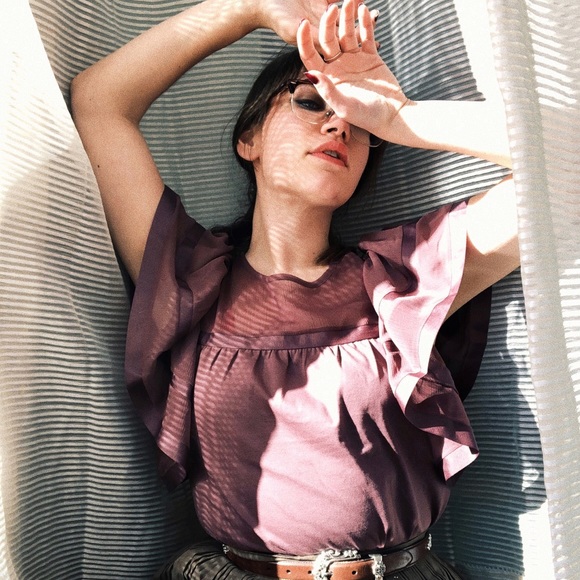 Express Ruffle Sleeve Blouse - Picture 2 of 8